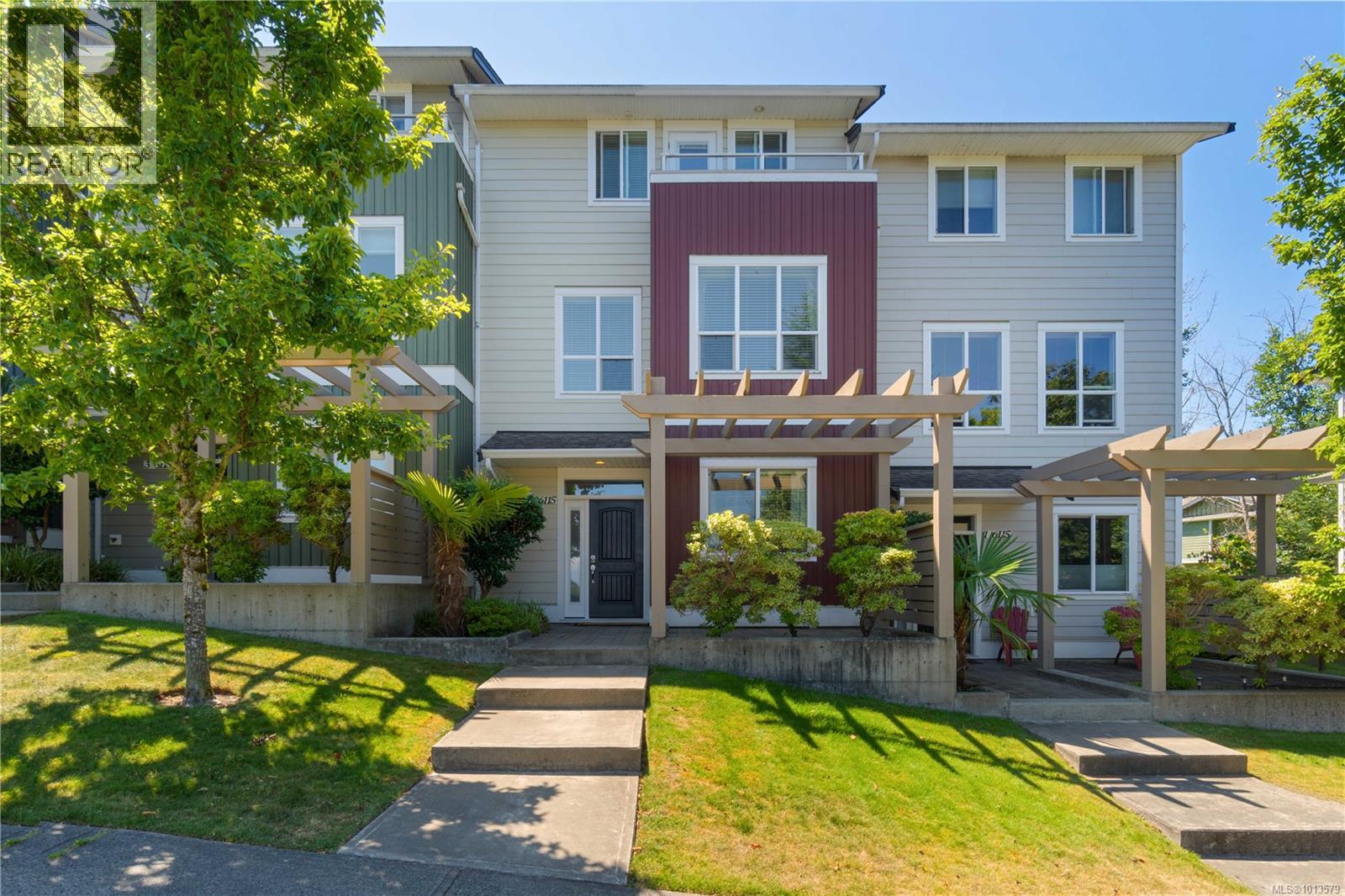 6115 Glacier Way Unit 2, Nanaimo, BC V9T 0H8