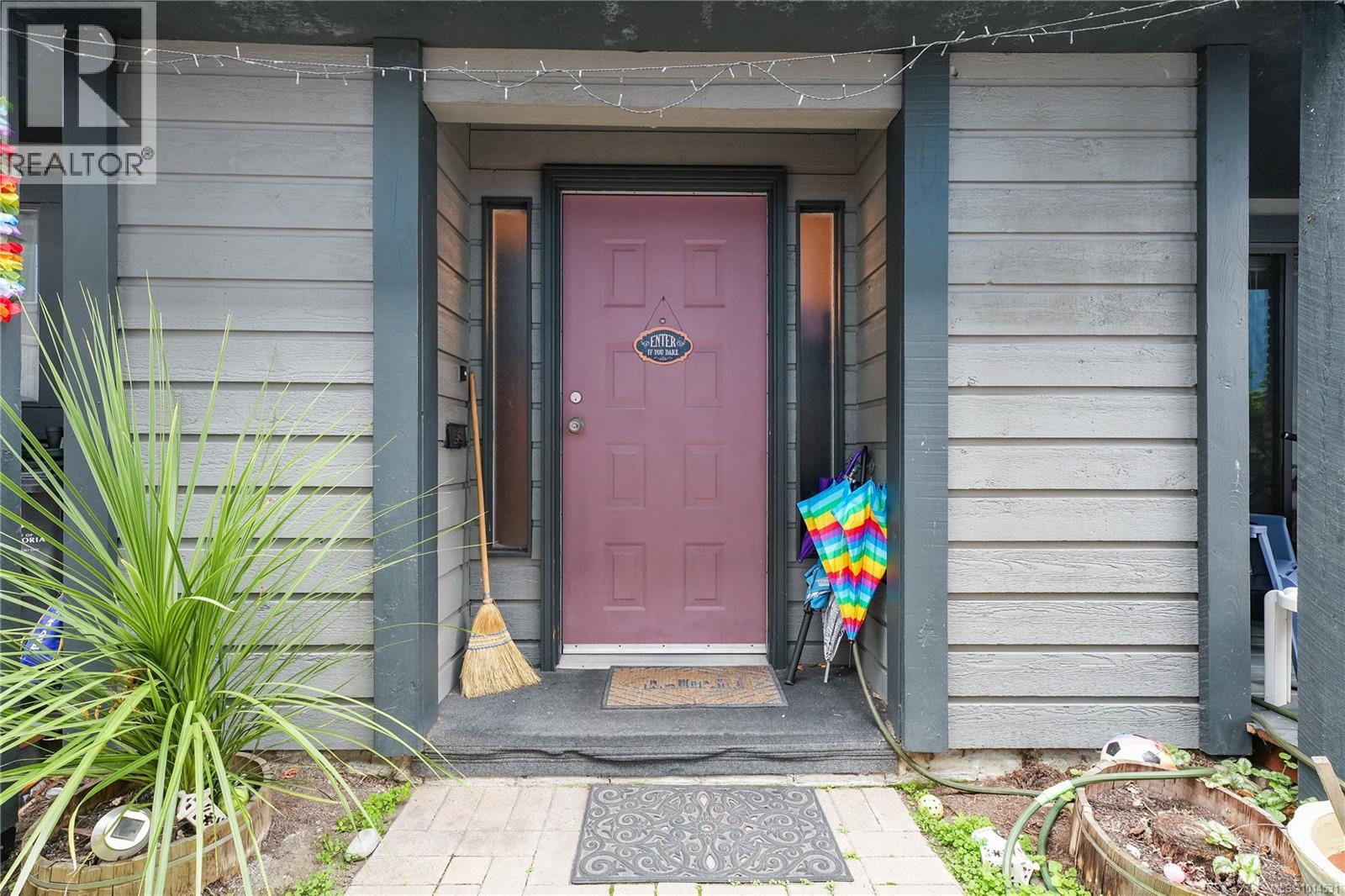 111 Michigan St, Victoria, BC V8V 1R2