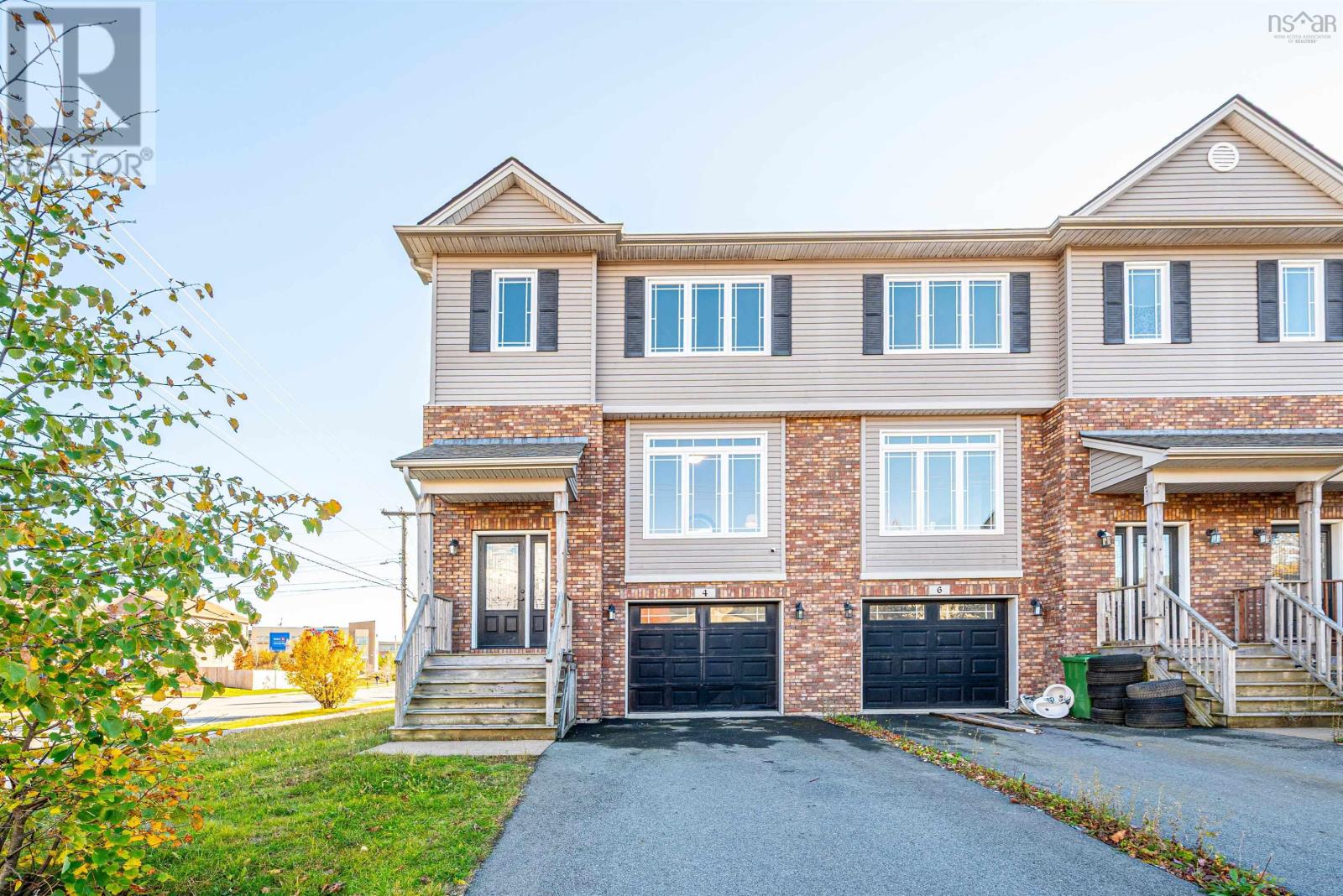 4 Armenia Dr, Bedford, NS B4A 0H6