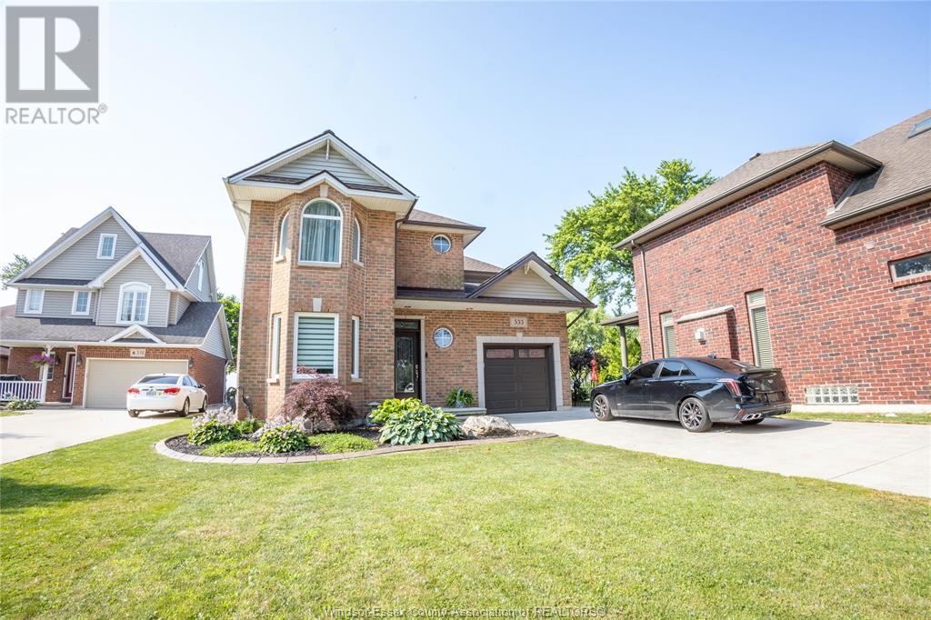 533 Cumberland Way, Essex, ON N0R 1G0