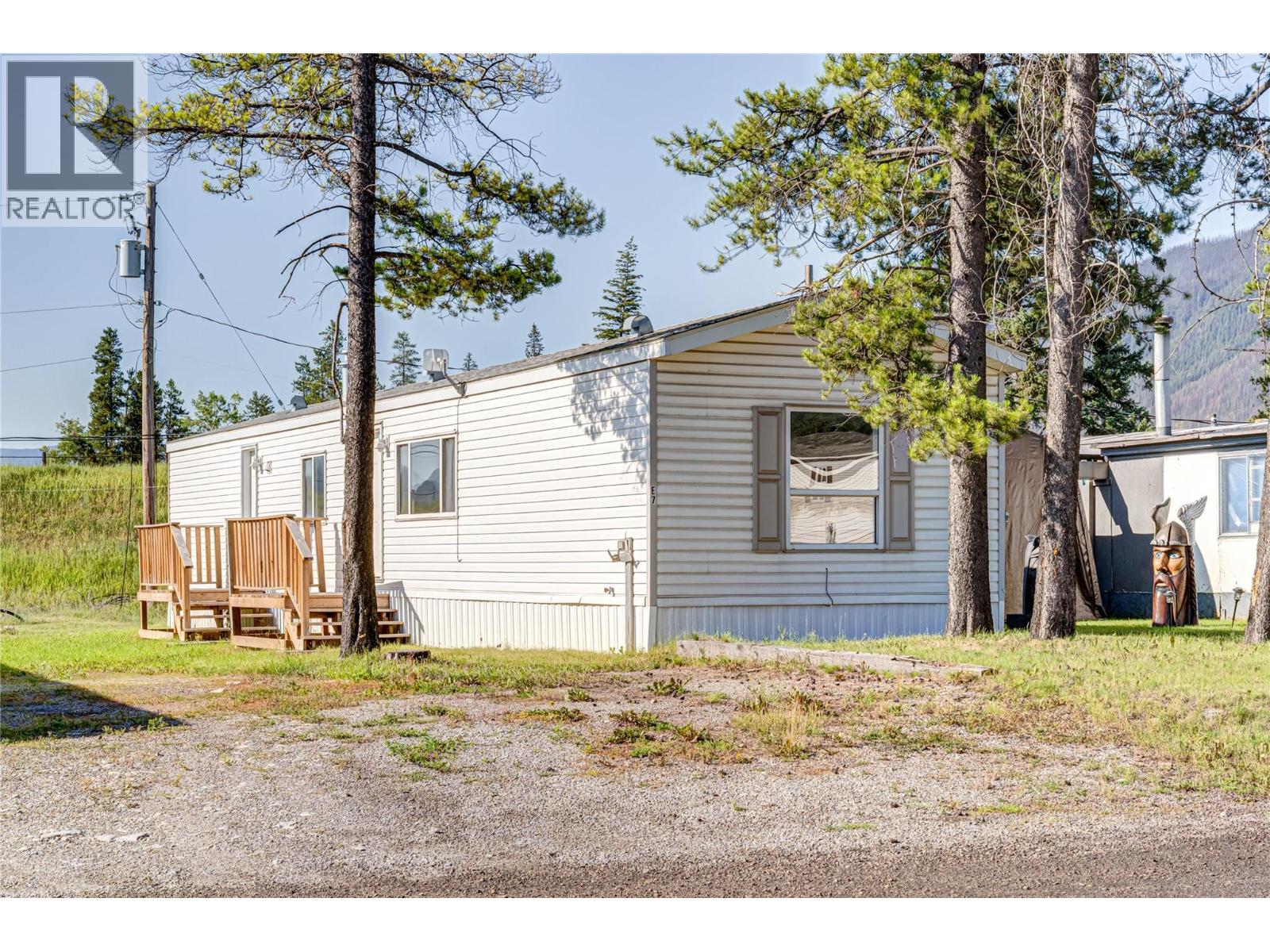 E7-7555 Highway 43, Sparwood, BC V0B 2G1