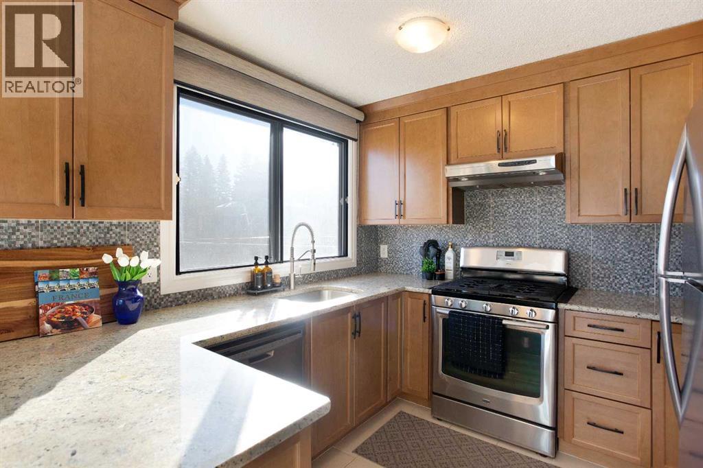 5019 46 Avenue Sw Unit 19, Calgary, AB T3E 6R1