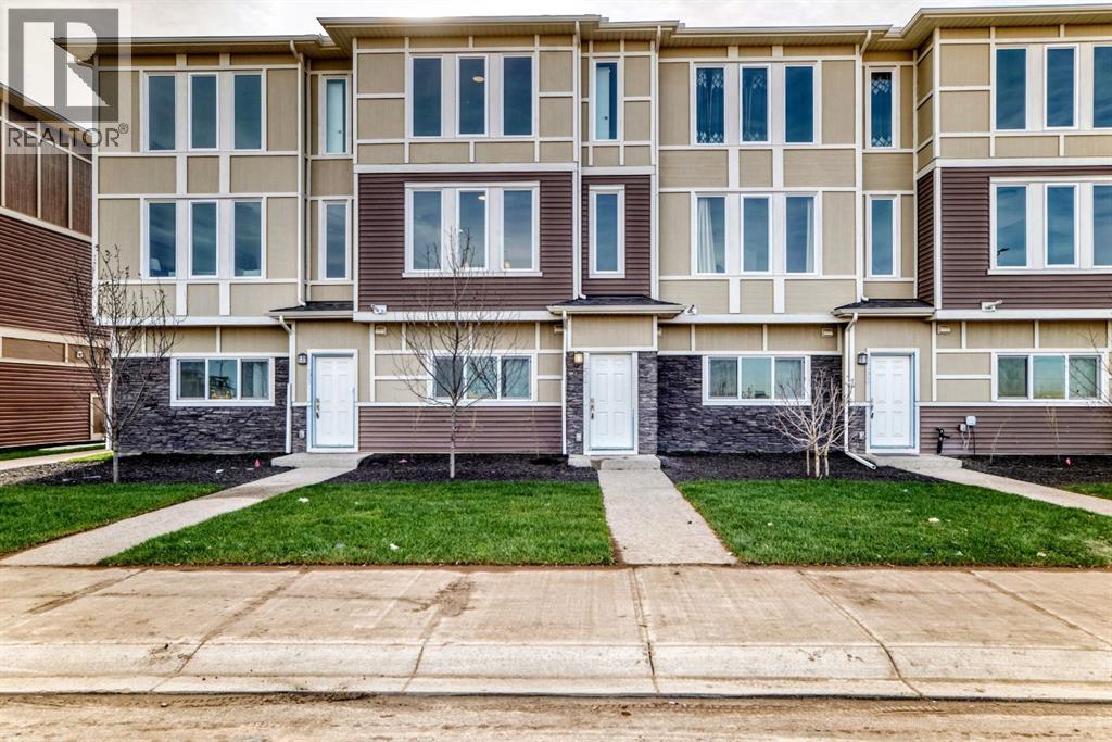 145 Chelsea Mews Unit 52, Chestermere, AB T1X 3H2