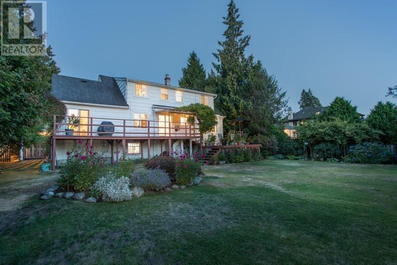 6809 Arbutus St, Vancouver, BC V6P 5S6
