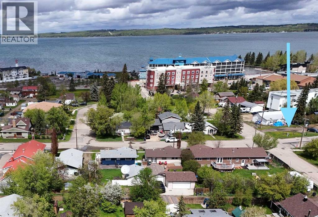 51 Street Unit 5001, Sylvan Lake, AB T4S 1E1