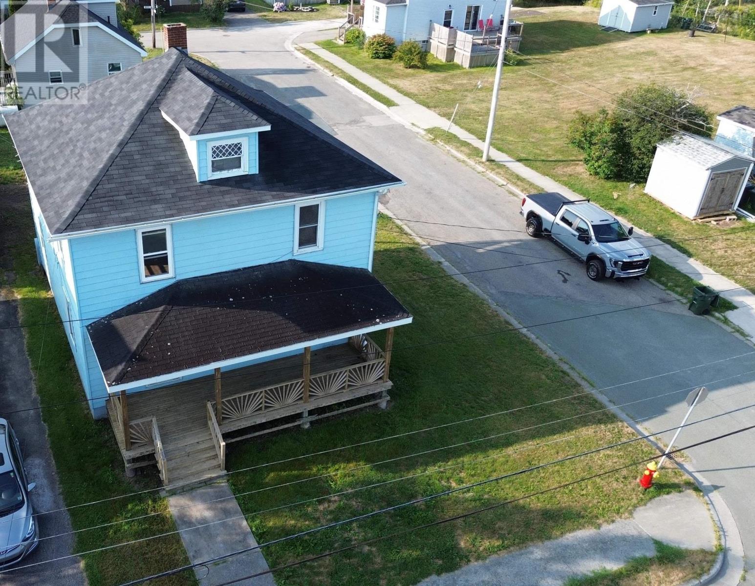 126 Broadway St, Whitney Pier, NS B1N 2Y8