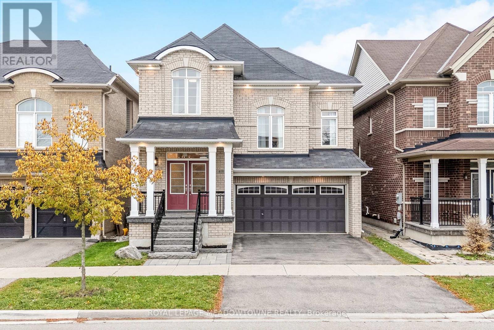 418 Cedar Hedge Rd, Milton, ON L9T 6J4