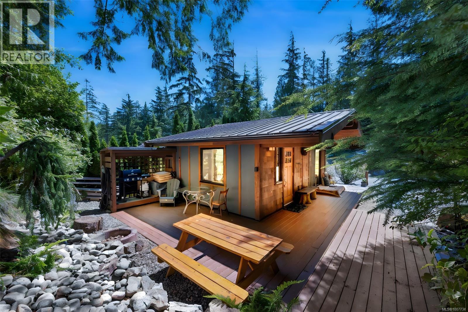 6574 Baird Rd Unit 40 Rd, Port Renfrew, BC V0S 1K0