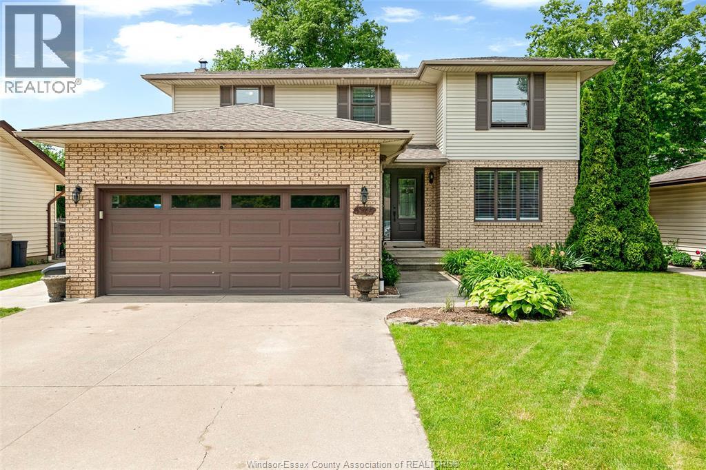 374 Ramblewood Dr, Lasalle, ON N9J 3B8