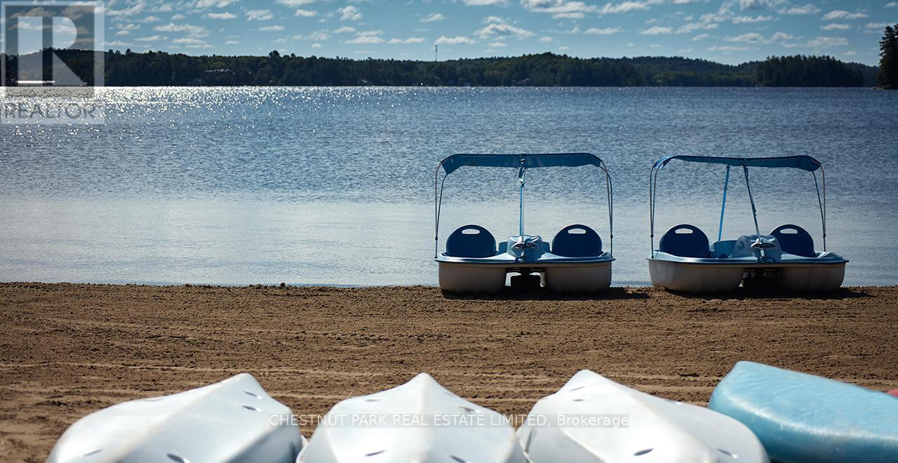 4 1869 Muskoka District Road 118 W, Muskoka Lakes, ON P1L 1W8