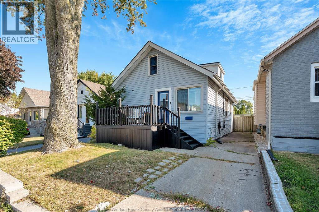 1386 Lillian, Windsor, ON N8X 4A5