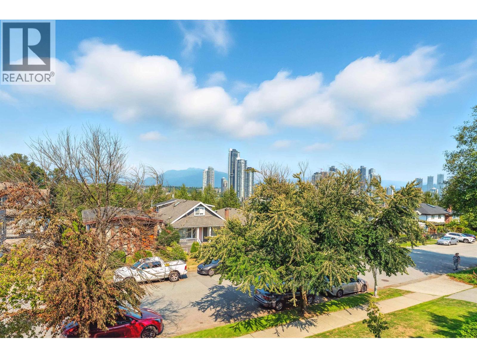 3770 Manor Street Unit 220, Burnaby, BC V5G 4T5