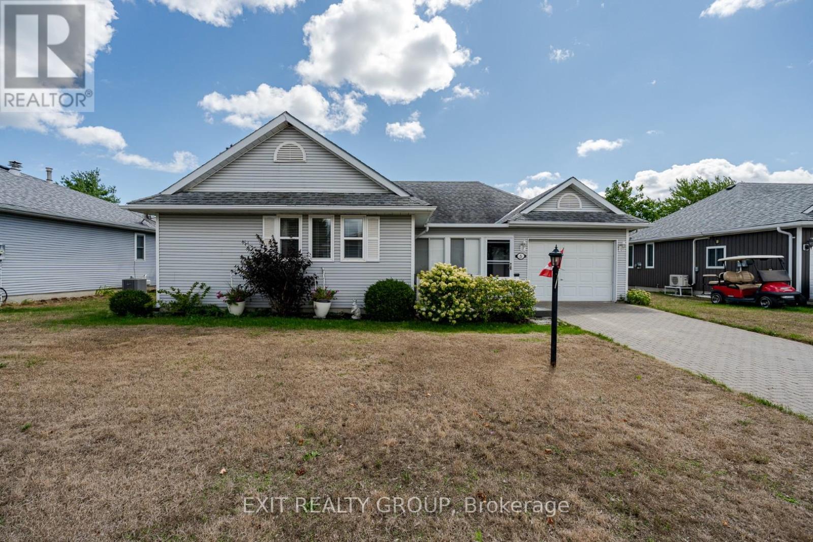 5 Empire Blvd, Prince Edward County Wellington, ON K0K 3L0