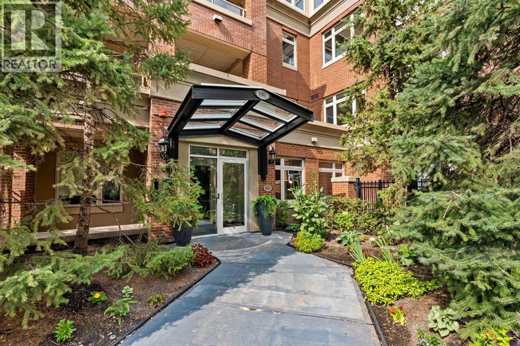 680 Princeton Way Sw Unit 202, Calgary, AB T2P 5K2