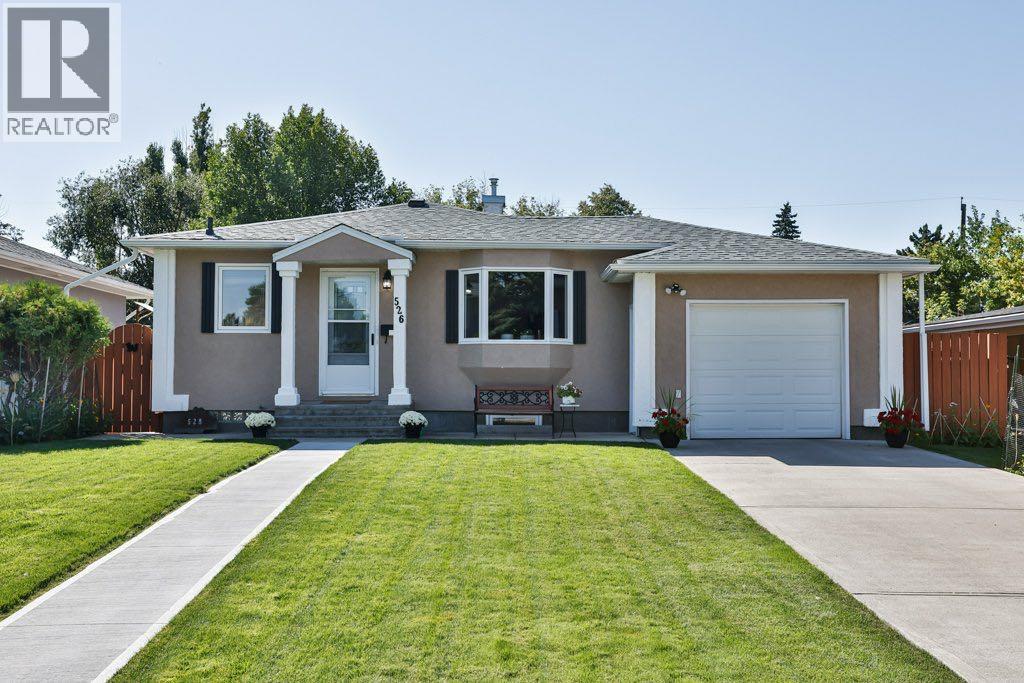 27 Street S Unit 526, Lethbridge, AB T1J 3S3