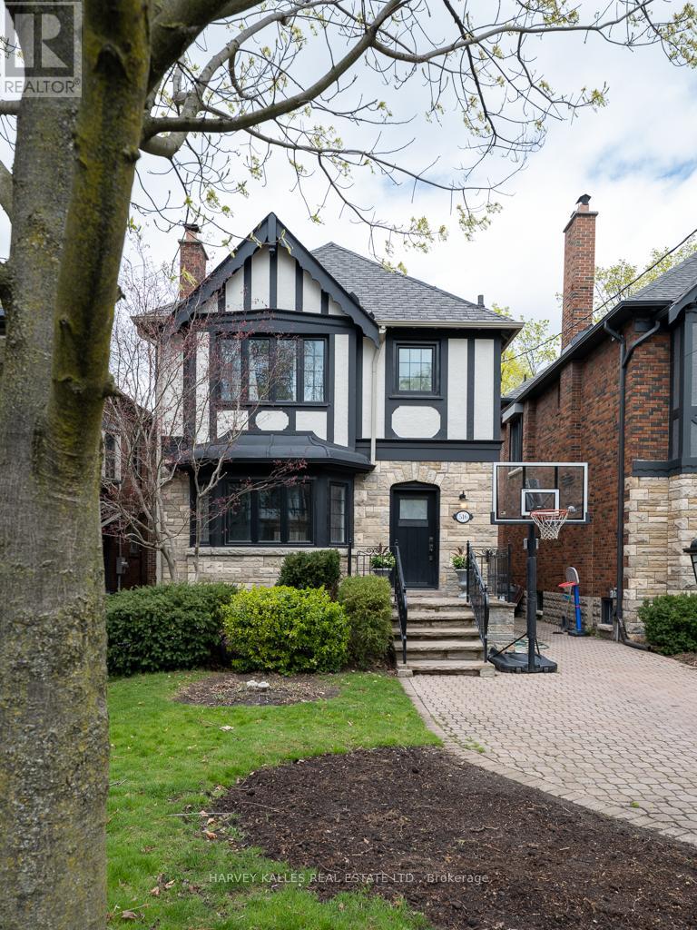 516 St Clements Ave, Toronto, ON M5N 1M4