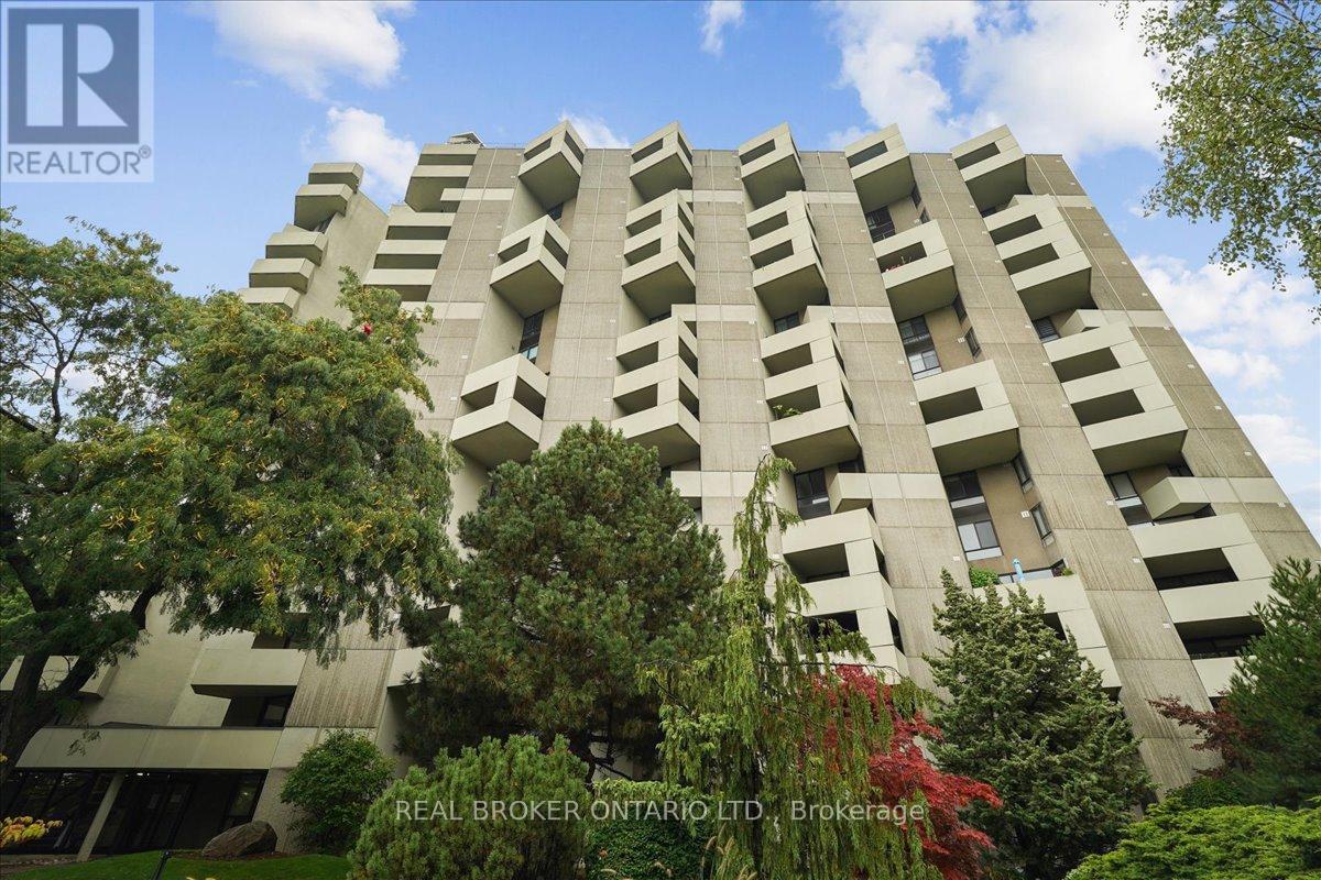 296 Mill Rd A17 Rd, Toronto, ON M9C 4X8