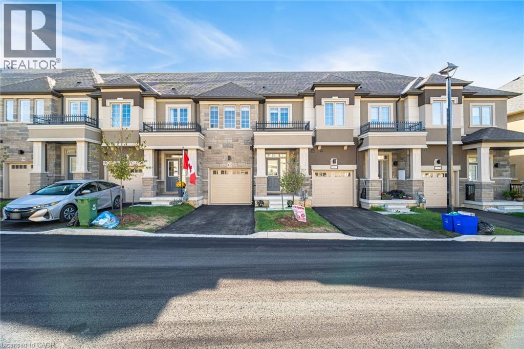 305 Garner Rd, Hamilton, ON L9G 5E6