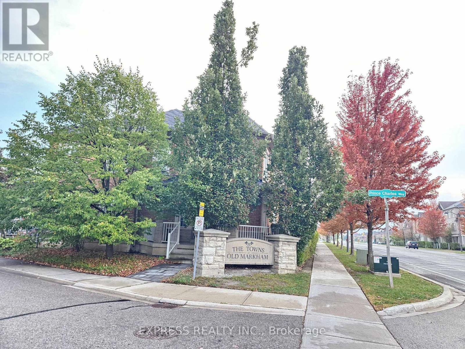 104 Prince Charles Way, Markham, ON L6C 0M7