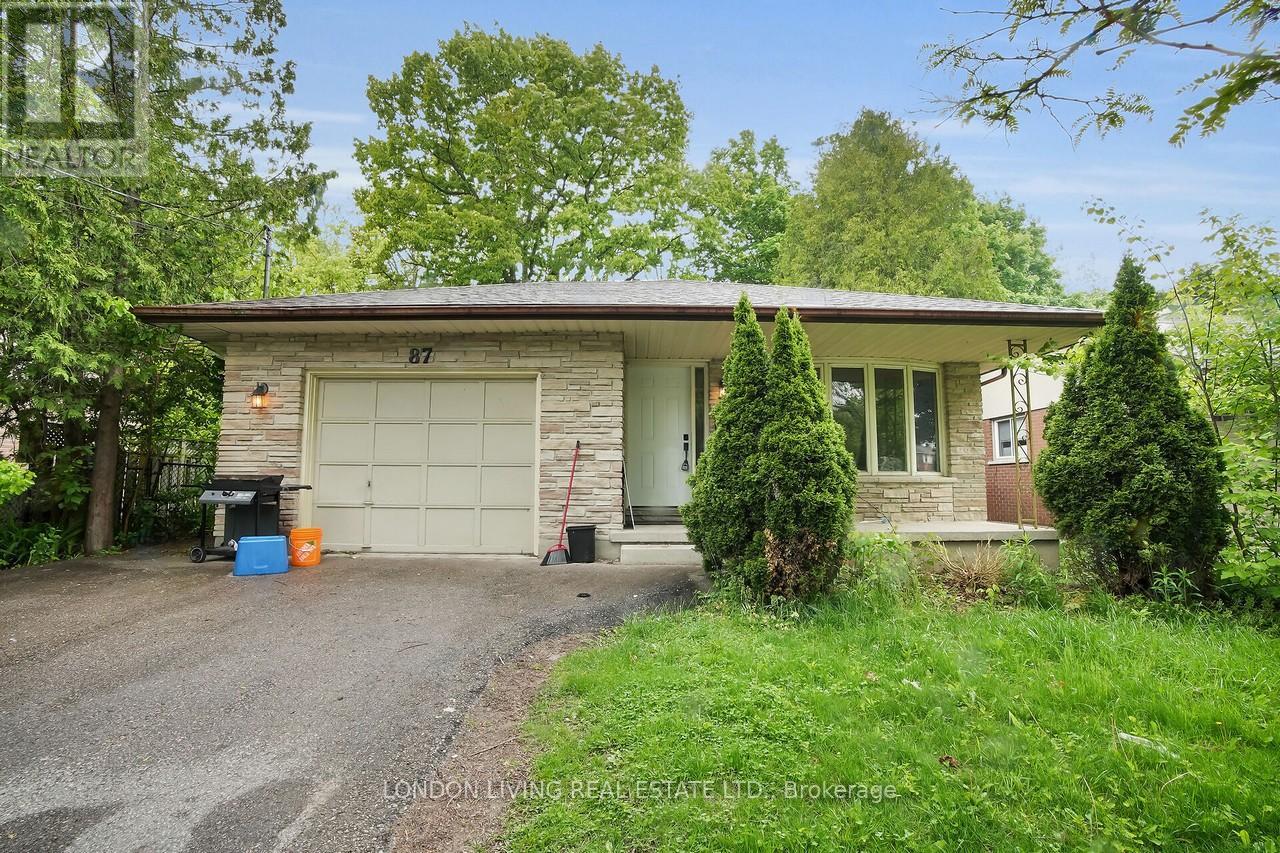87 Essex St, London, ON N6G 1B4