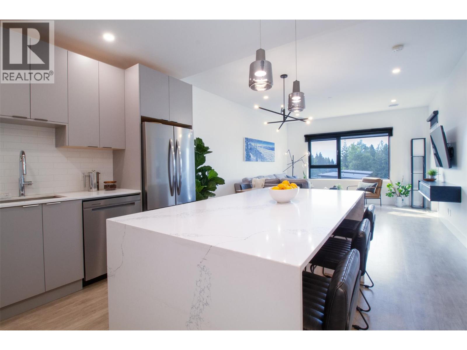1701 Coursier Avenue Unit 4403, Revelstoke, BC V0E 2S3