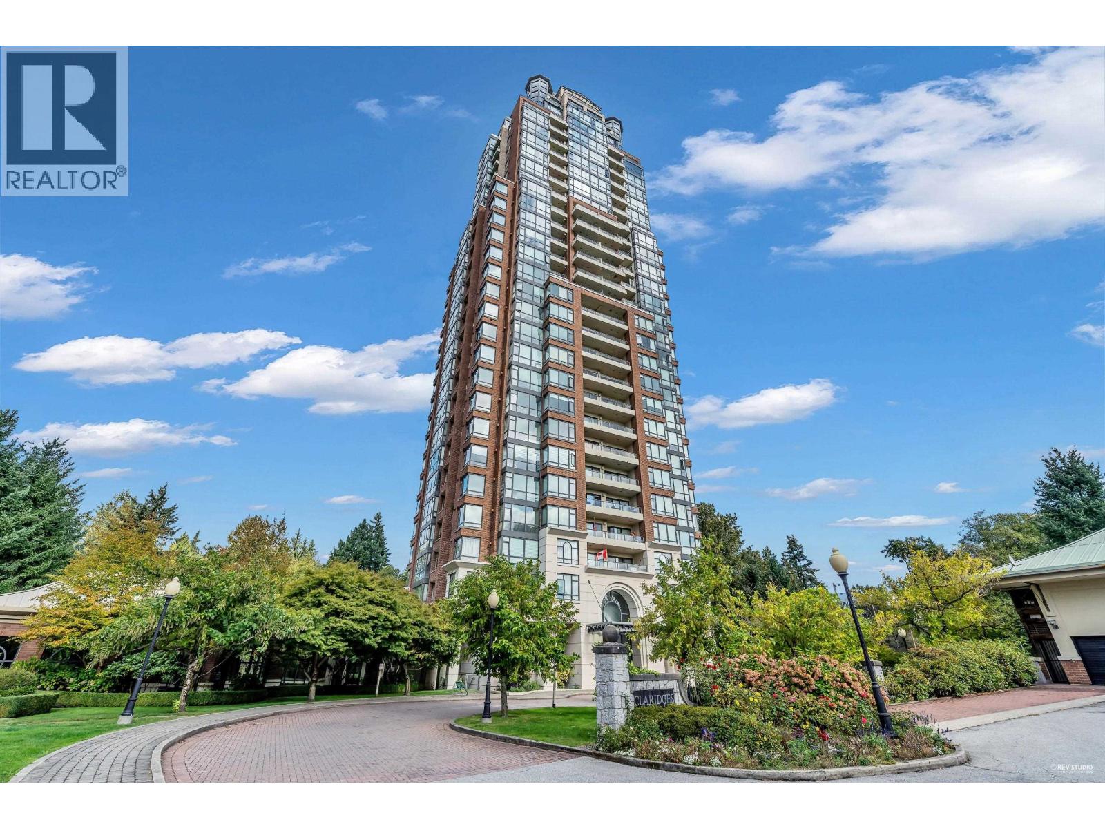 6837 Station Hill Drive Unit 407, Burnaby, BC V3N 5B7