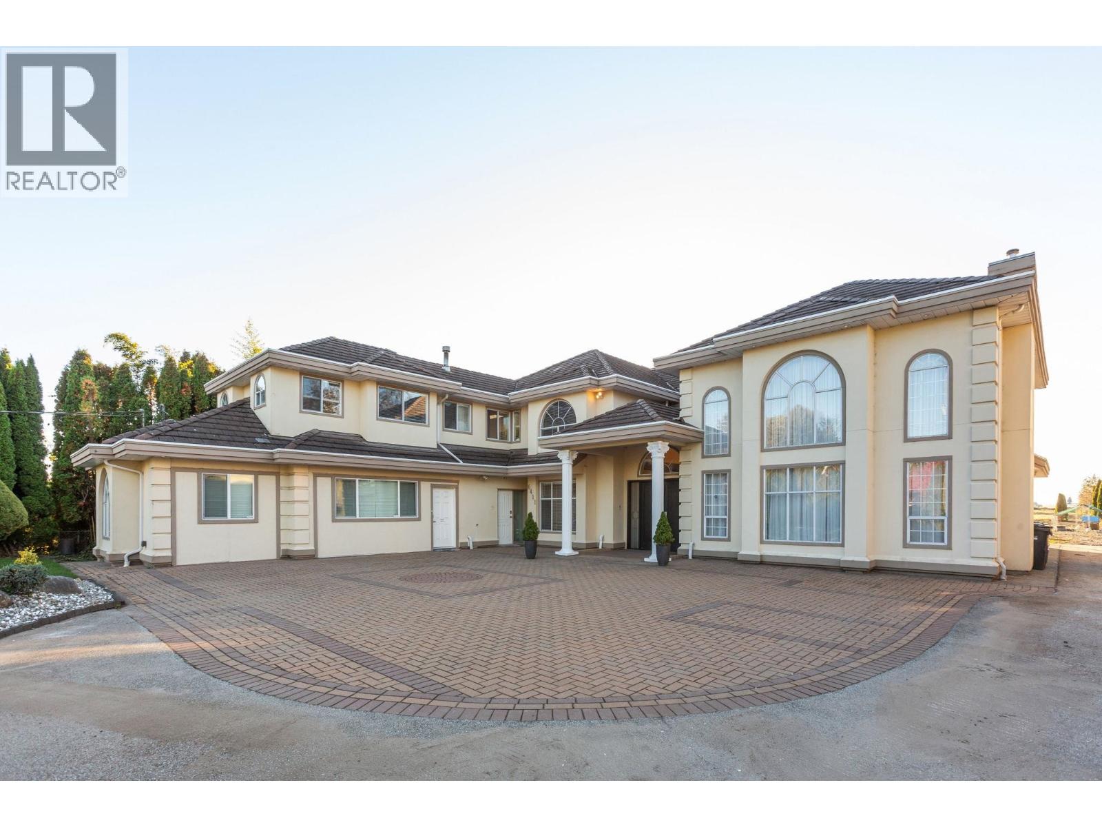 6411 No 7 Rd, Richmond, BC V6W 1E8