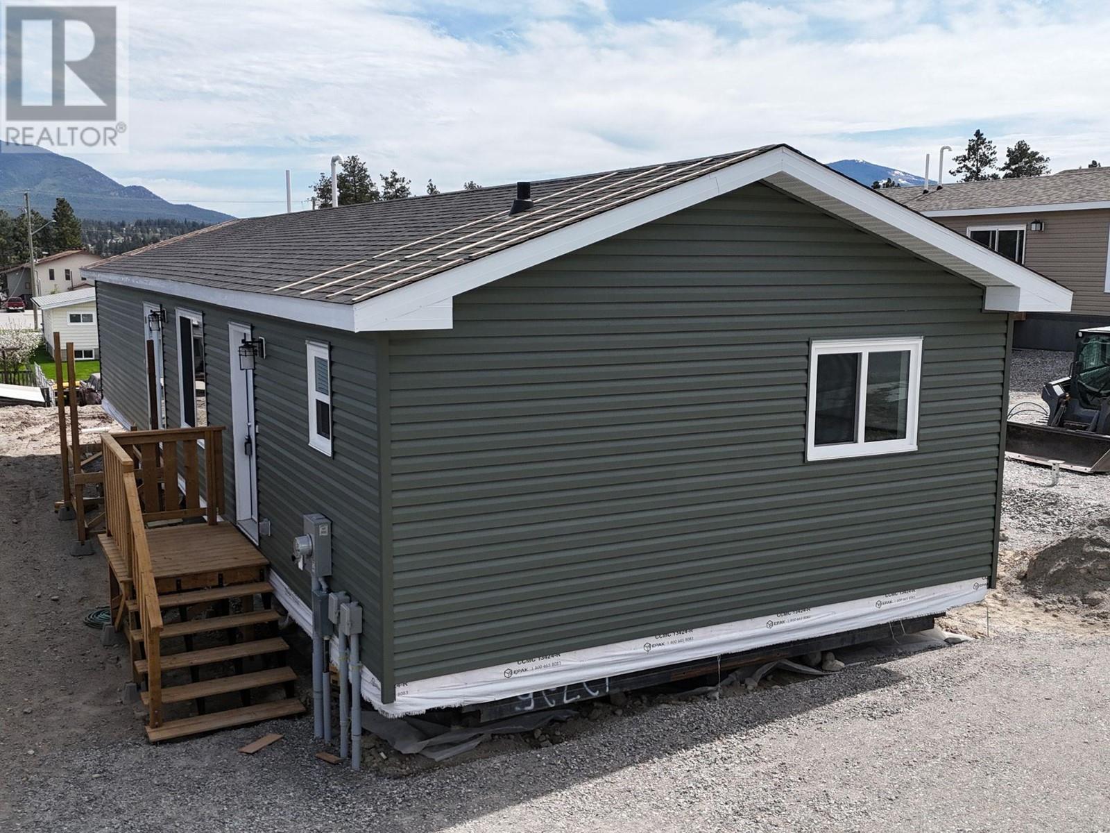529 Pagurut Ave W, Cranbrook, BC V1C 0G5
