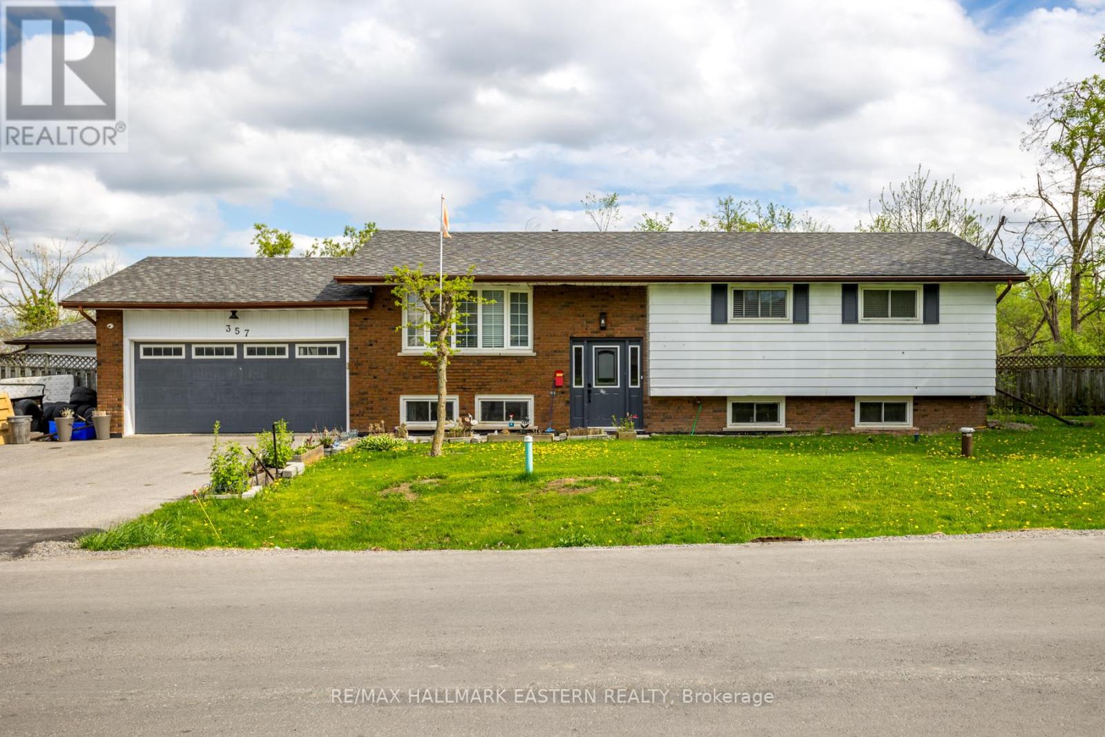 357 Martin Rd, Peterborough, ON K9K 1C9