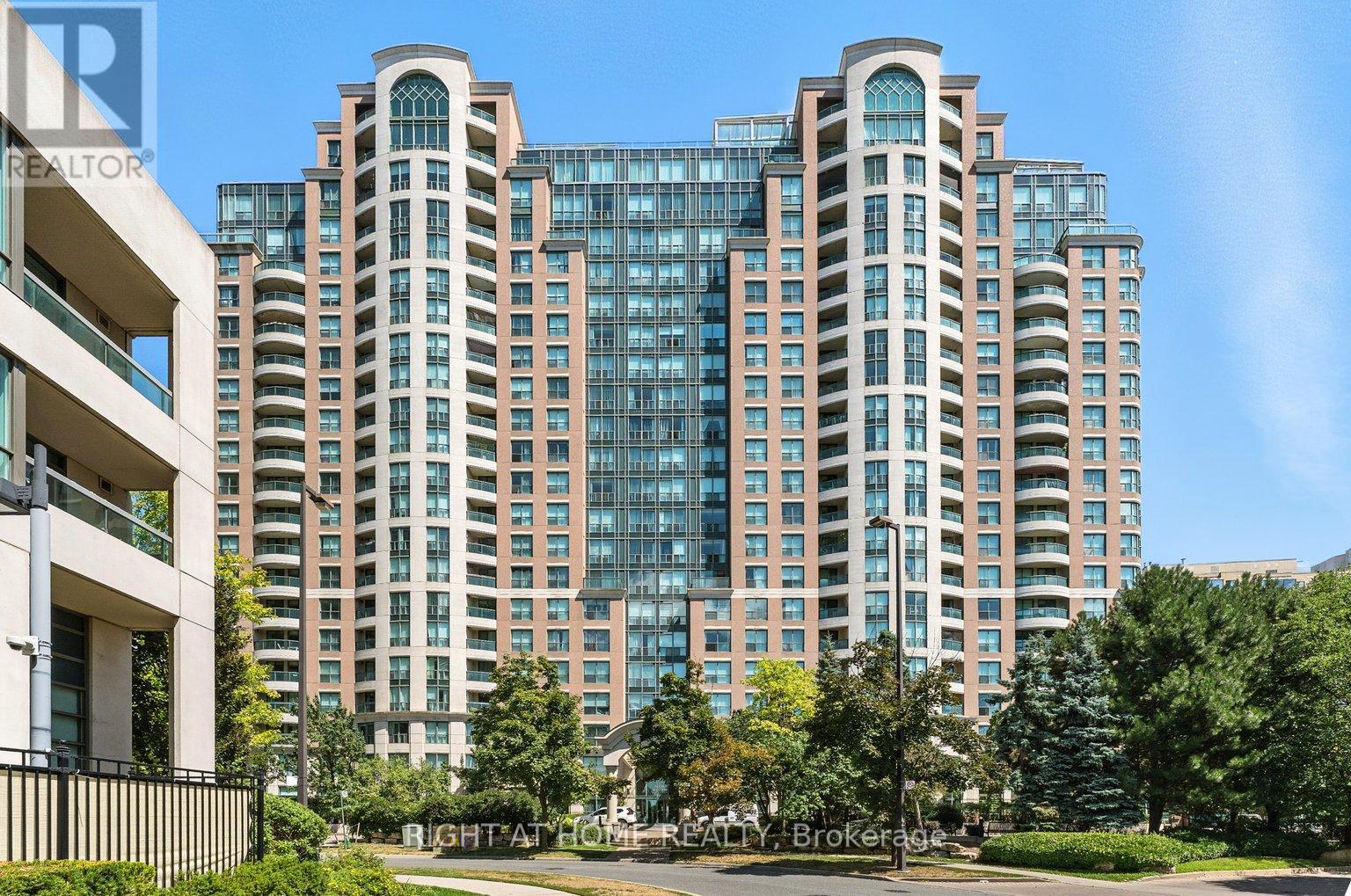 308 23 Lorraine Dr, Toronto, ON M2N 6Z6