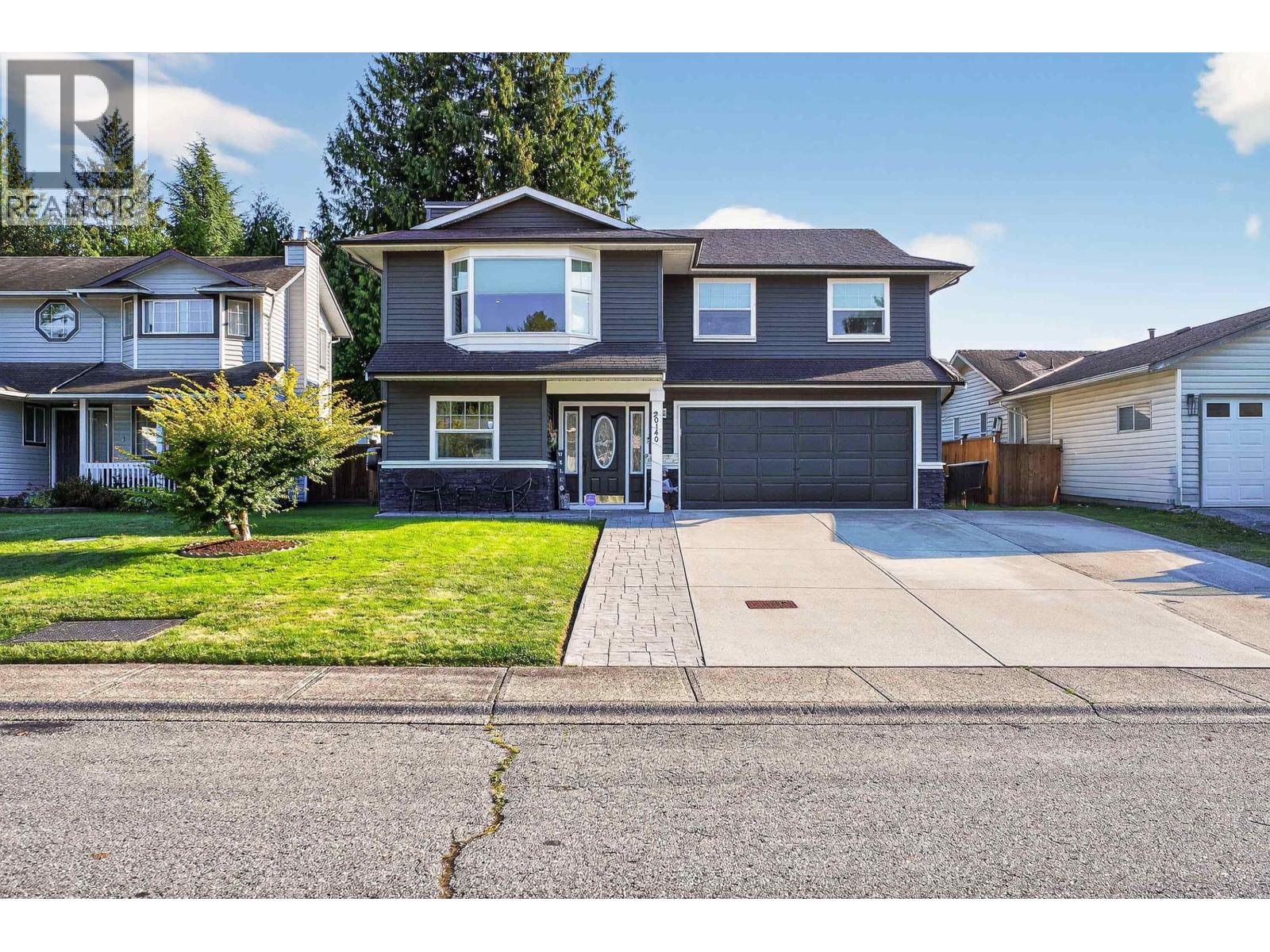 20140 Bruce Ave, Maple Ridge, BC V2X 8Y4