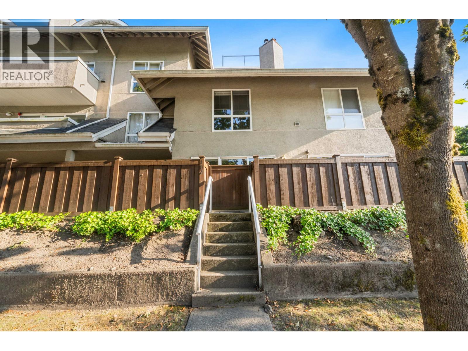 1570 Prairie Avenue Unit 102, Port Coquitlam, BC V3B 1T4