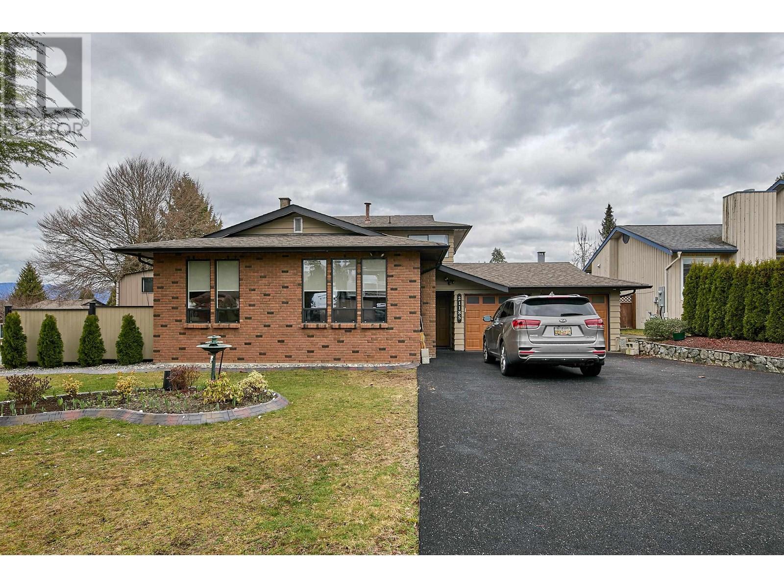 21185 Mccallum Ct, Maple Ridge, BC V4R 2L9