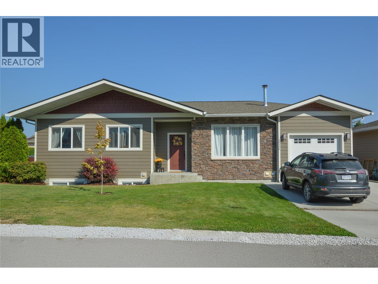10126 Rand St, Summerland, BC V0H 1Z5