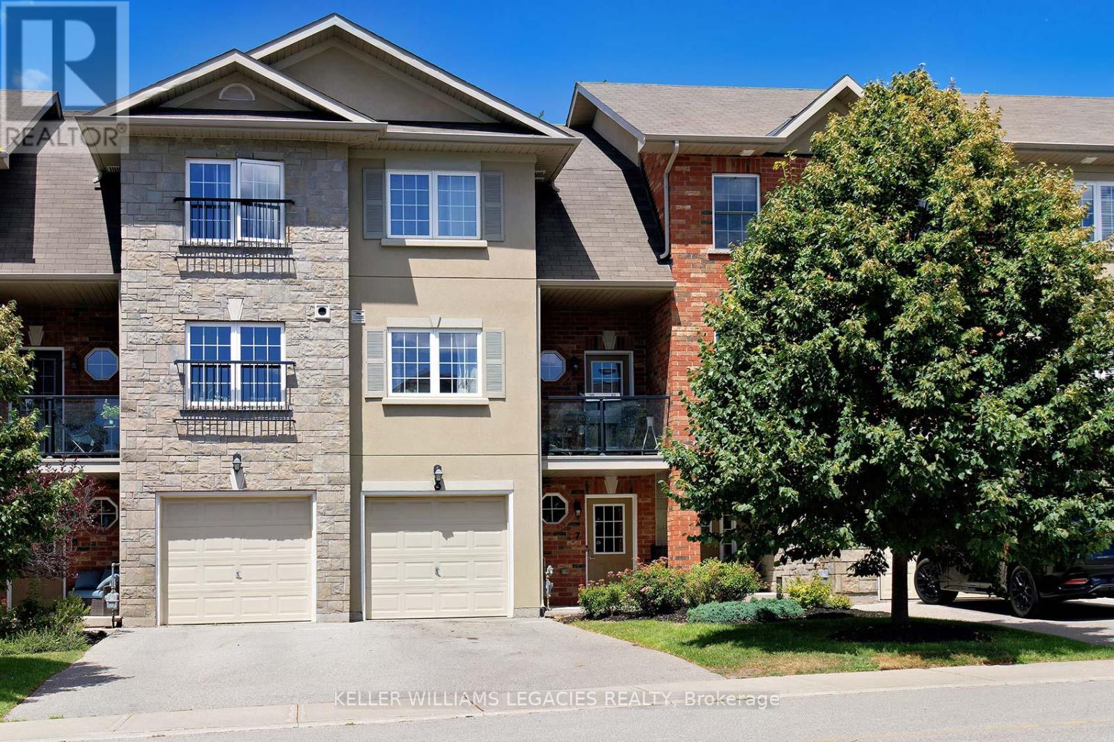 7 57 Ferndale Dr S, Barrie, ON L4N 5W9