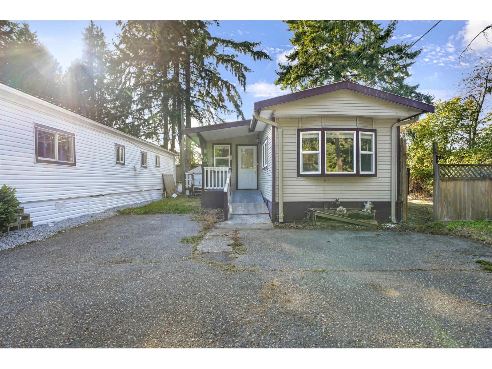 9132 120 Street Unit 45, Surrey, BC V3V 4B6