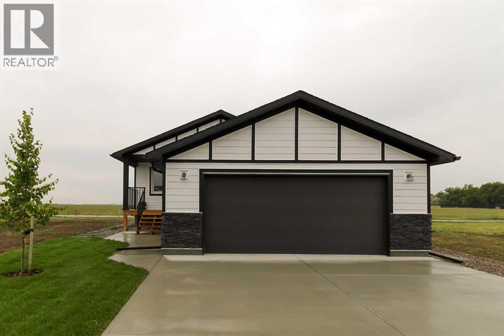 1937 Parkside Way, Coaldale, AB T1M 0E8