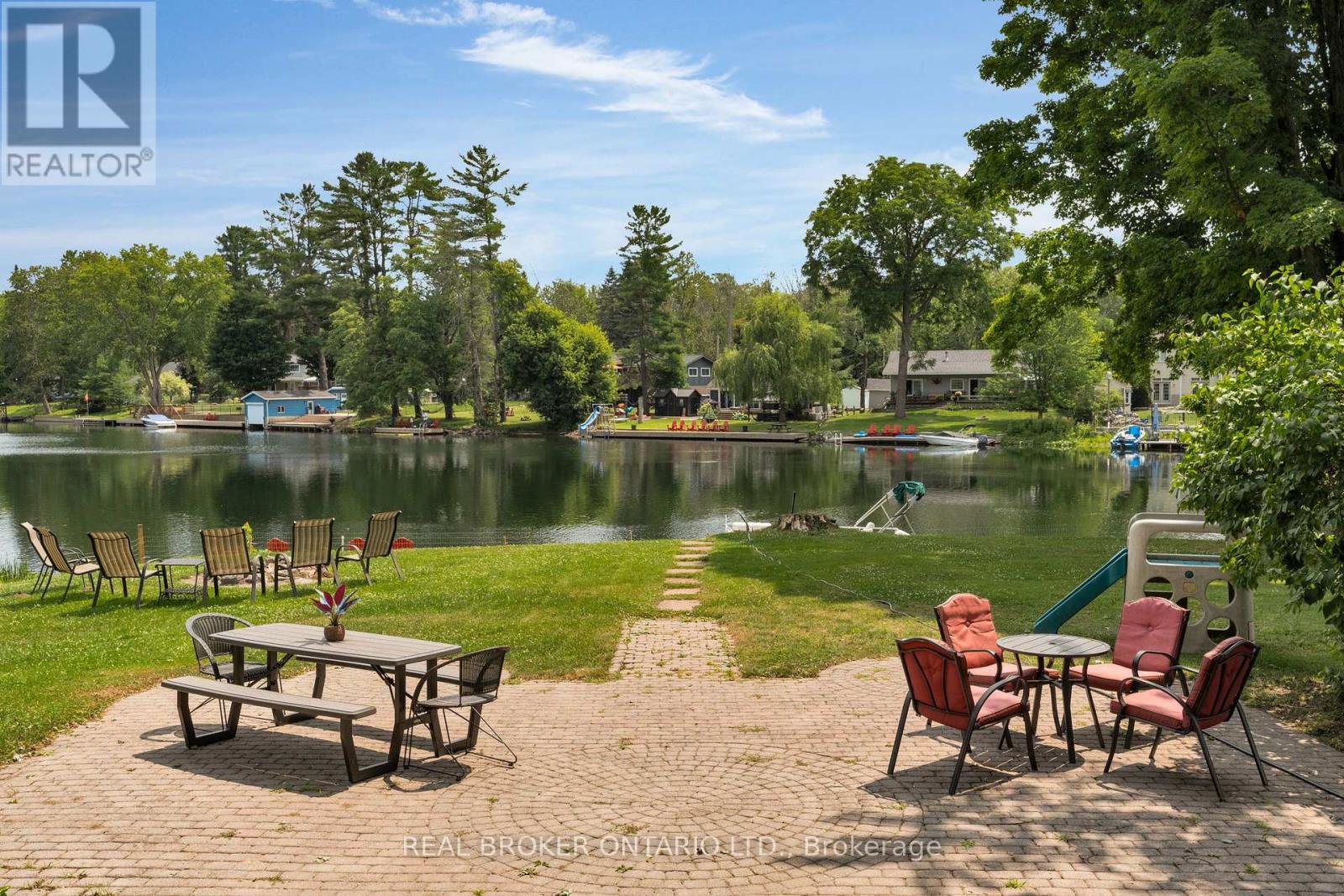 1002 Cowbell Ln, Gravenhurst, ON L0K 2B0