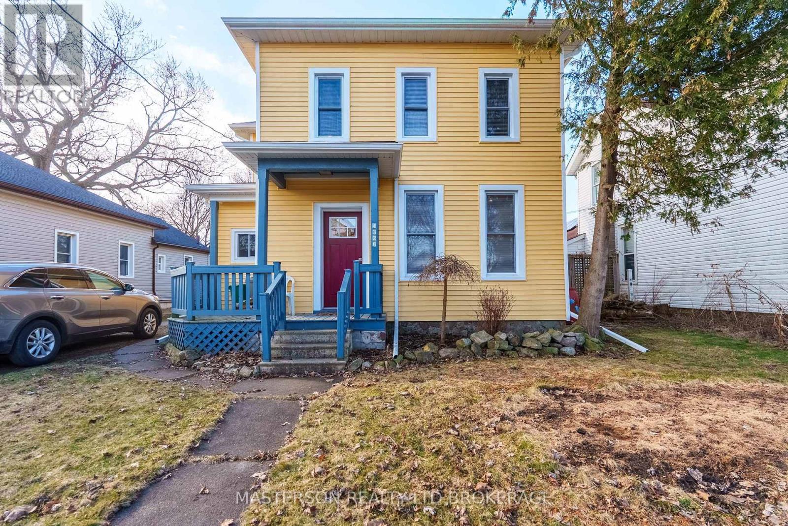 4326 Ellis St, Niagara Falls, ON L2E 1H1