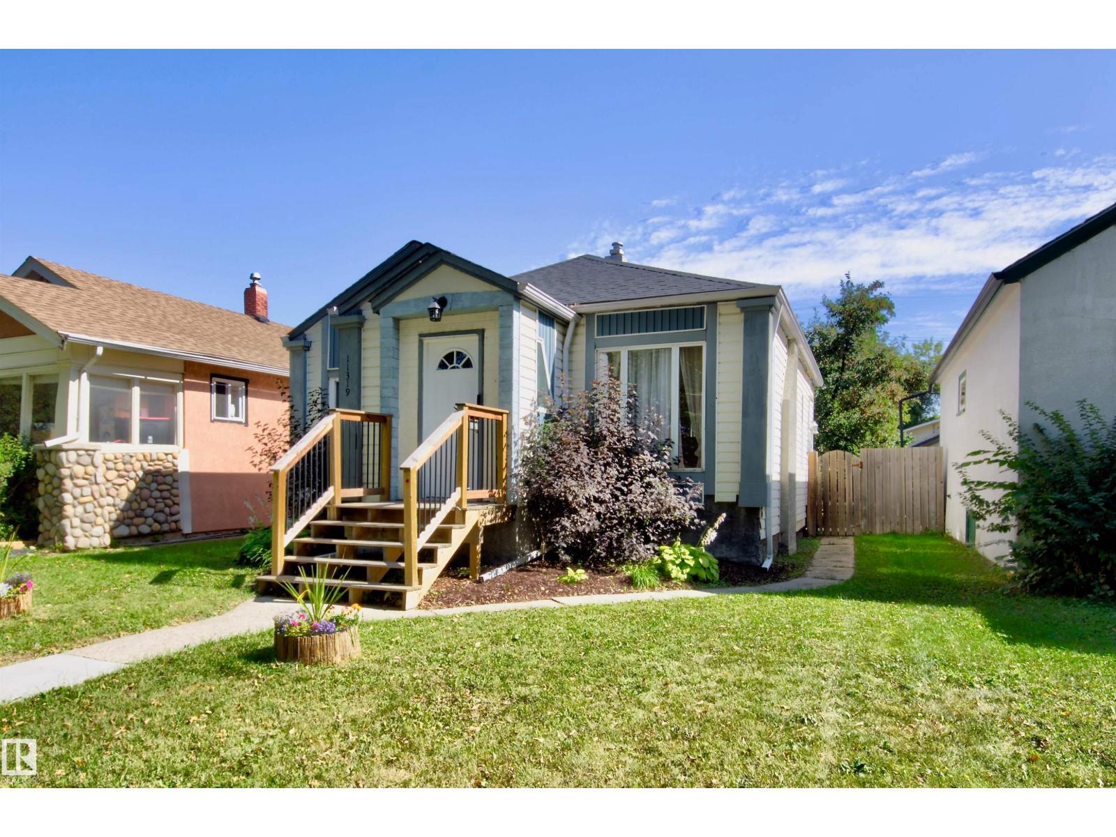 94 St Nw Unit 11319, Edmonton, AB T5G 1H2