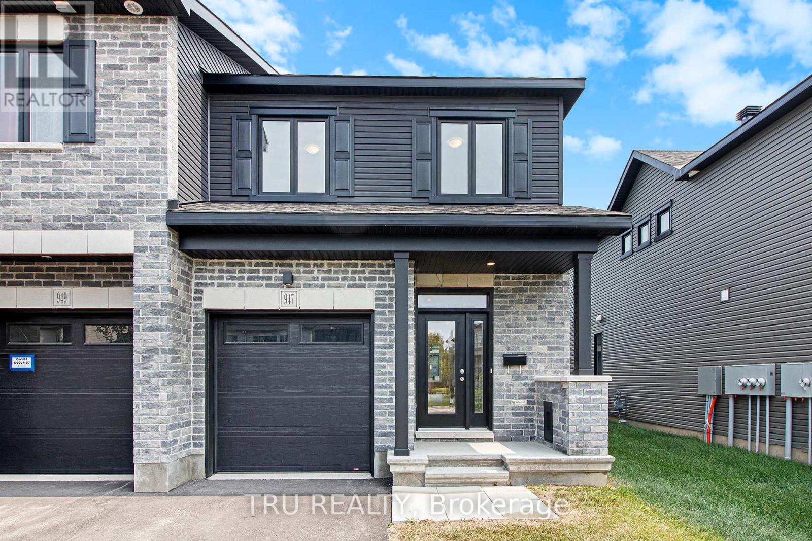 947 Cologne St, Russell, ON K0A 1W0
