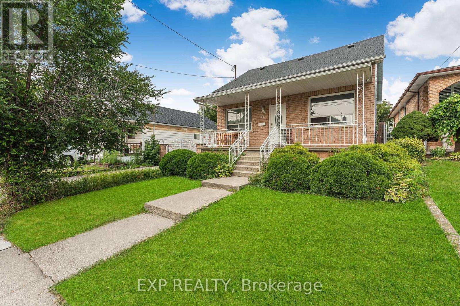 139 Wood St E, Hamilton, ON L8L 3Y8