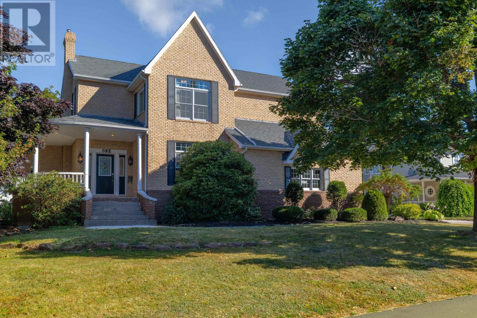 1 Strathmore Ln, Charlottetown, PE C1A 9A5