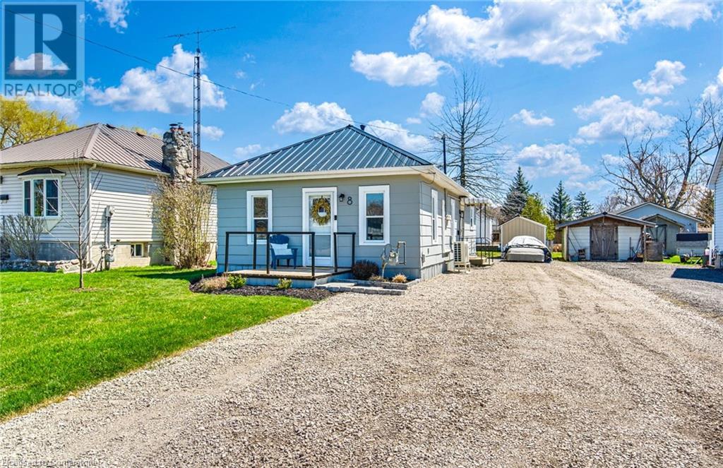 8 Carrick St, Hagersville, ON N0A 1H0