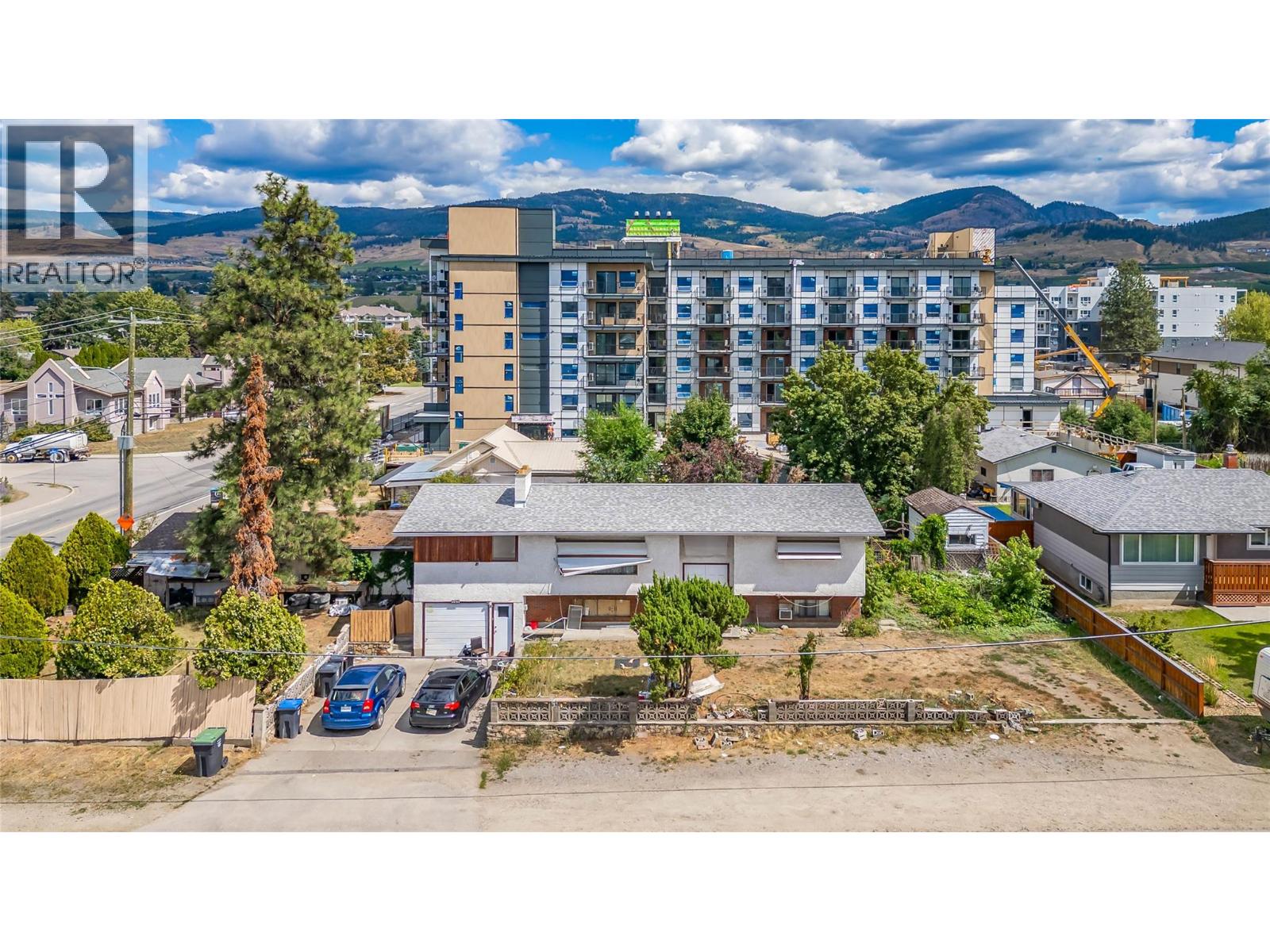 545 Froelich Rd, Kelowna, BC V1X 3M7