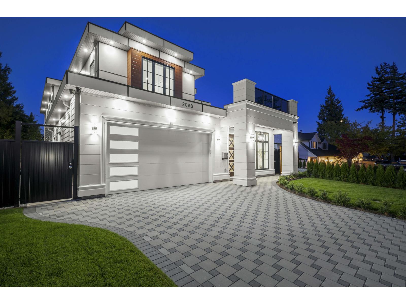 2096 Bowler Dr, Surrey, BC V4A 5A3