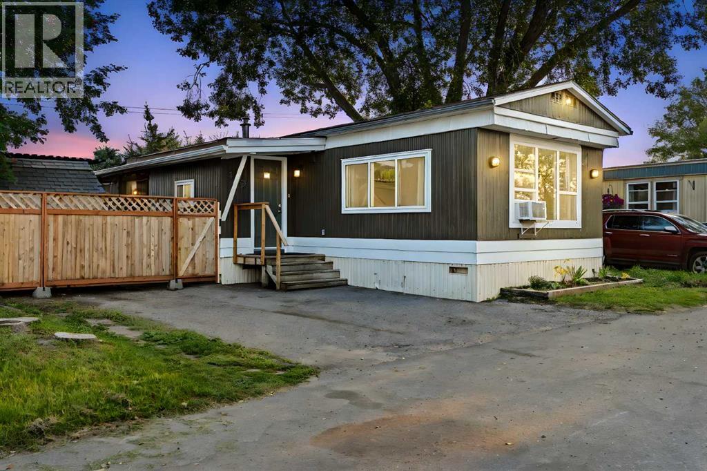 109 Sunset Way NE, High River, AB T1V 1J4