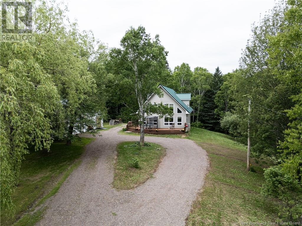 180 Bunker Ln, Memramcook, NB E4K 3V9