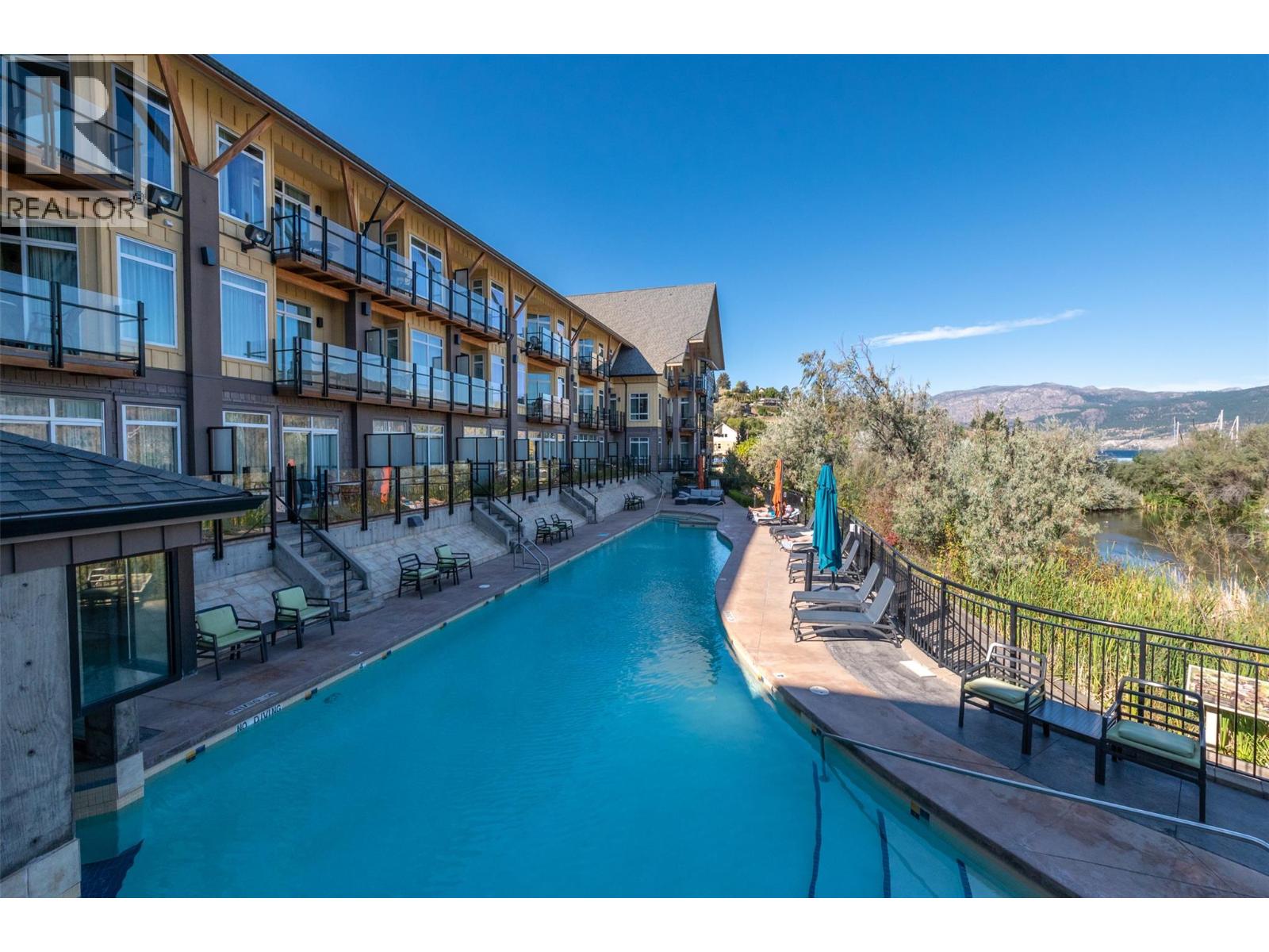 13011 Lakeshore Drive Unit 364, Summerland, BC V0H 1Z1