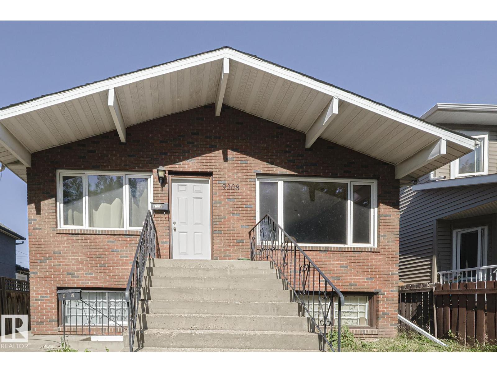 9308 9308b 109a Ave NW #a, Edmonton, AB T5H 1E8